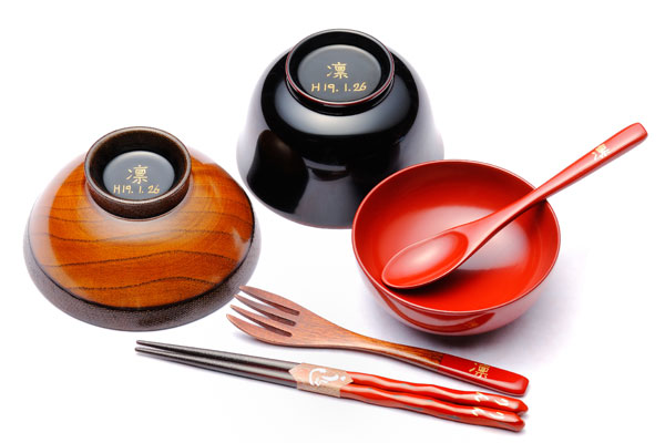 名入れのベビー食器